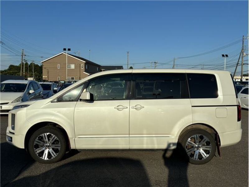 DELICA D5