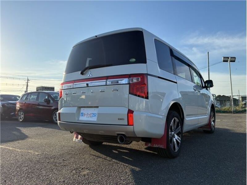 DELICA D5