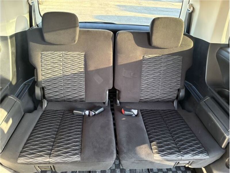 DELICA D5
