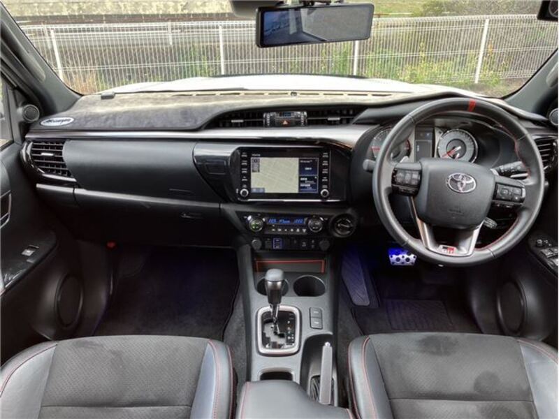 HILUX