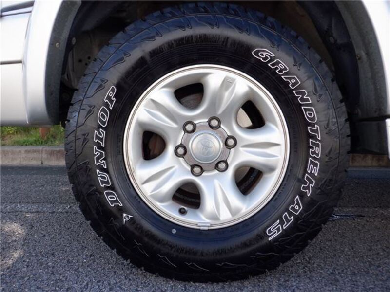 HILUX SURF