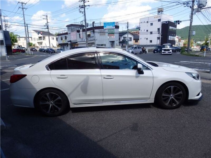 LEGACY B4