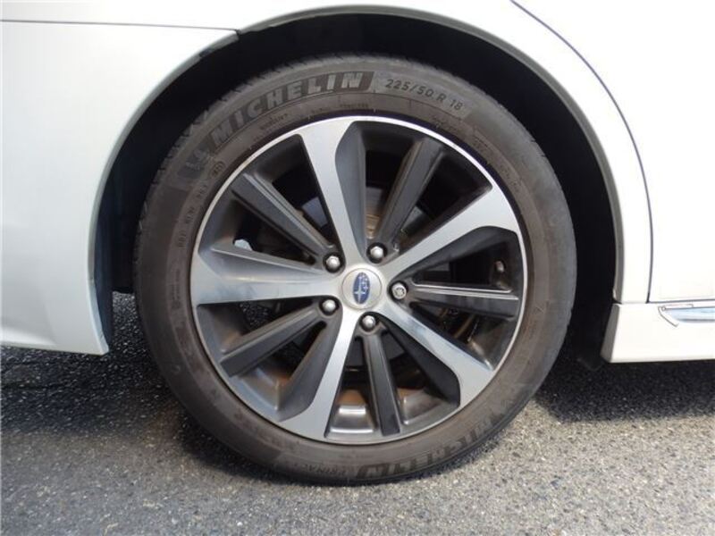 LEGACY B4