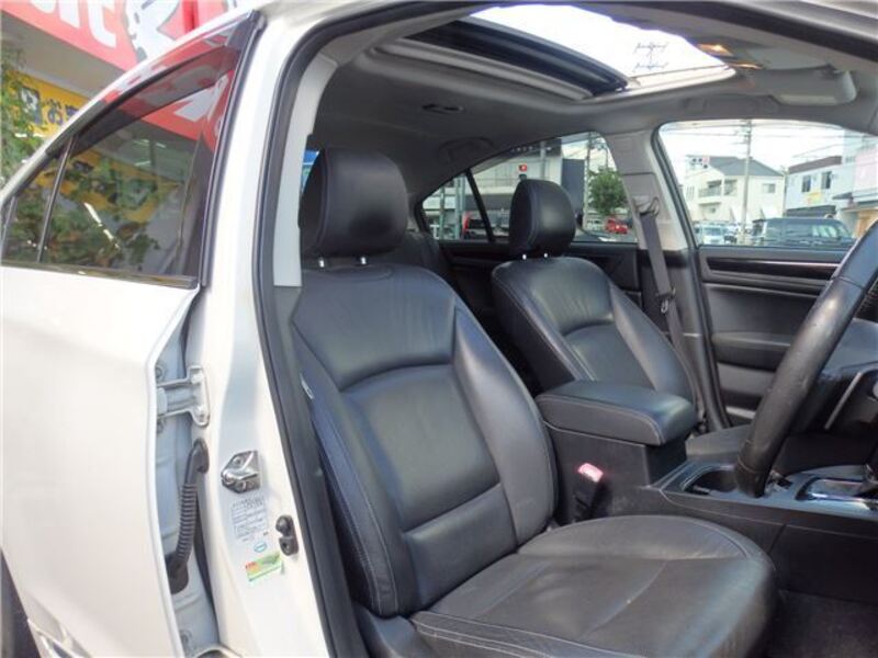 LEGACY B4