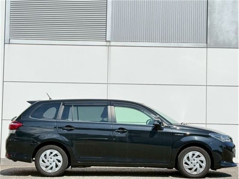 COROLLA FIELDER