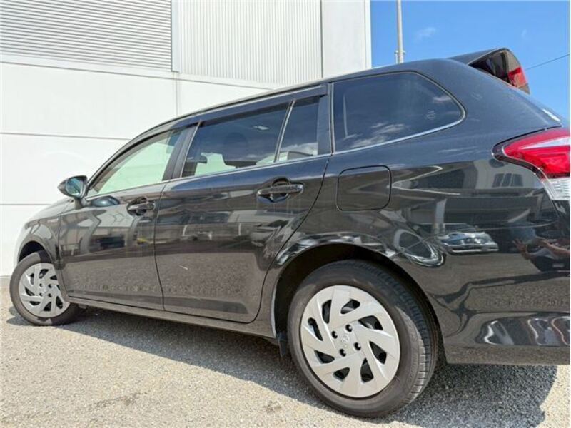 COROLLA FIELDER