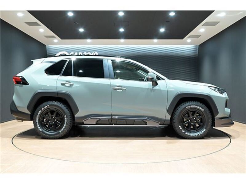 RAV4