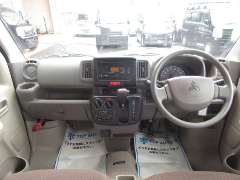 MINICAB VAN