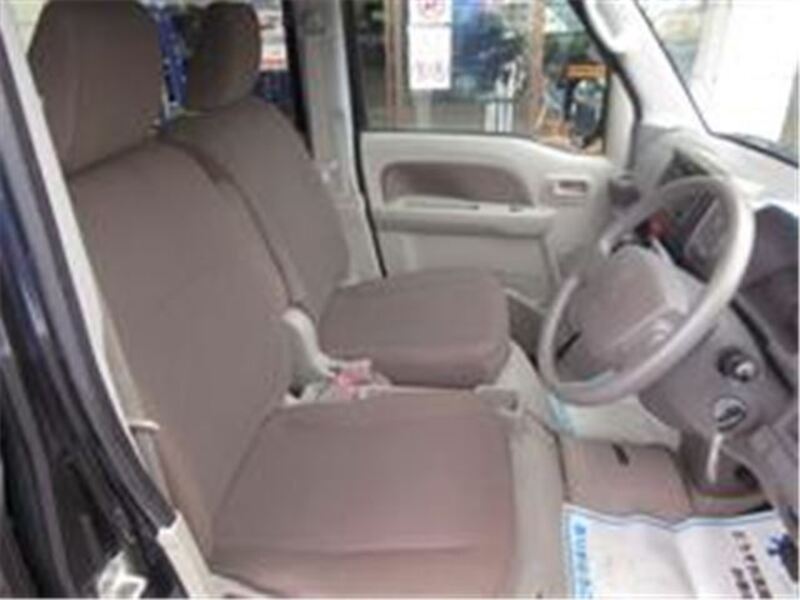 MINICAB VAN