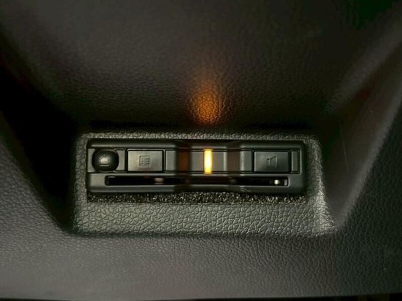 SHUTTLE