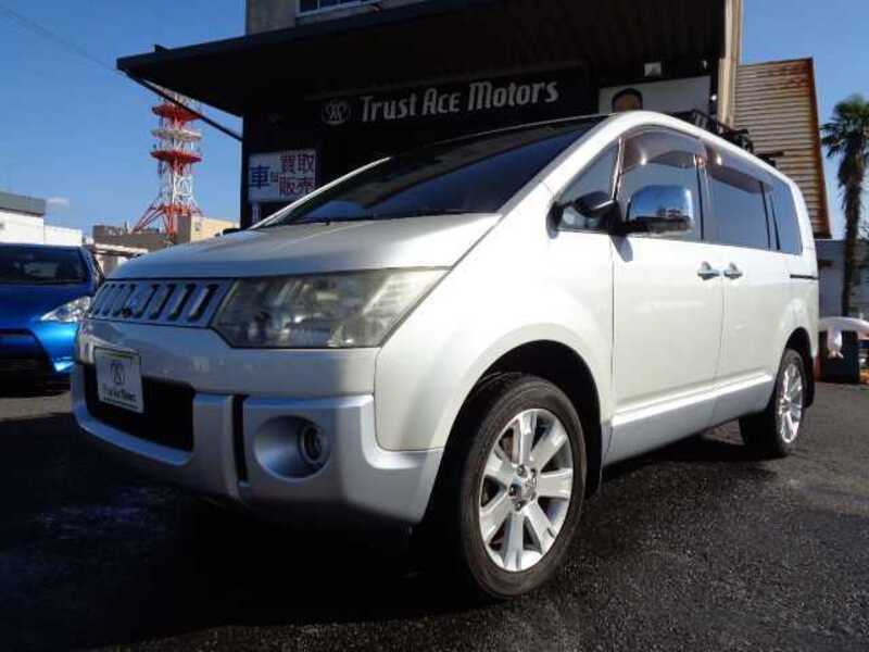 MITSUBISHI DELICA