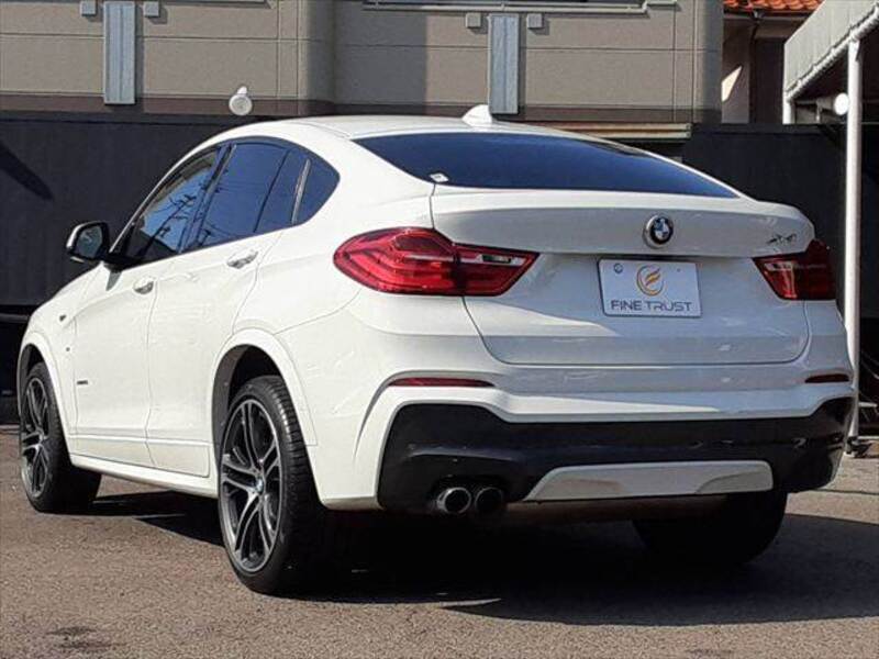 X4