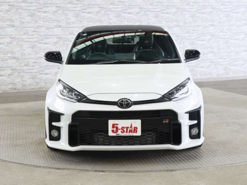 GR YARIS
