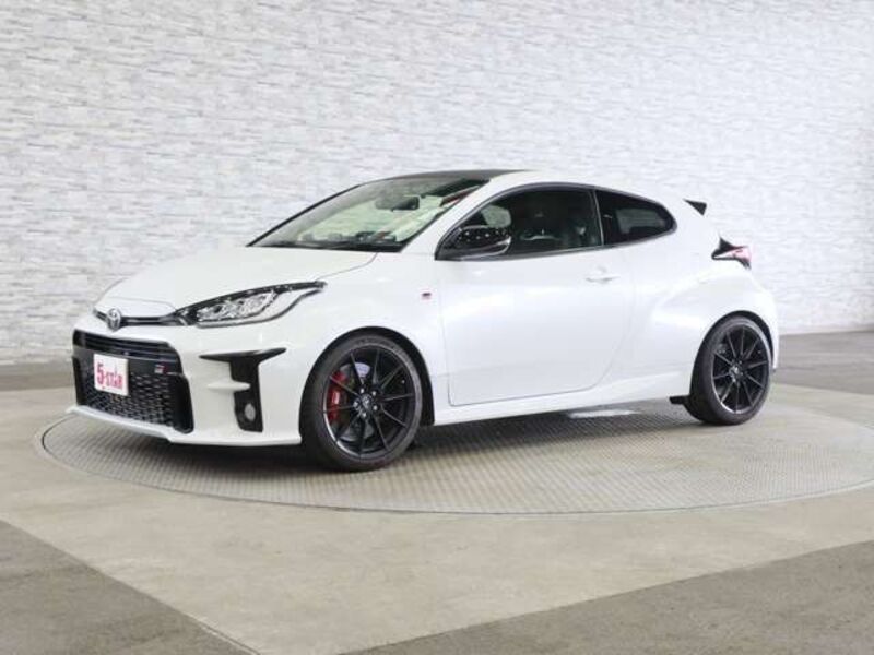 GR YARIS