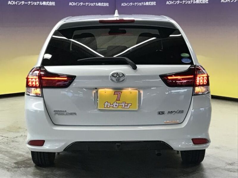 COROLLA FIELDER