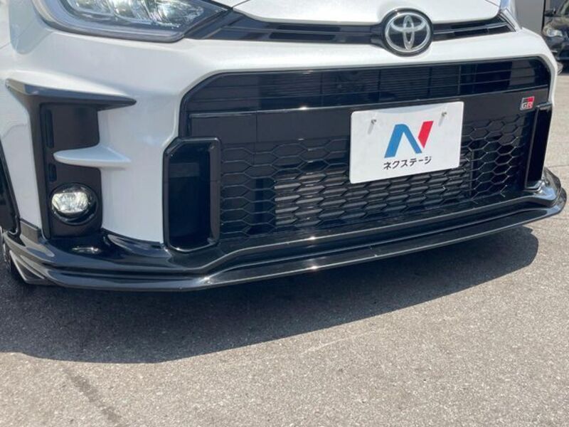 GR YARIS