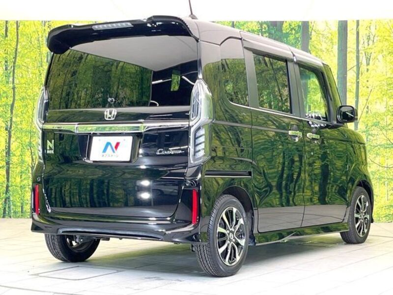N BOX CUSTOM