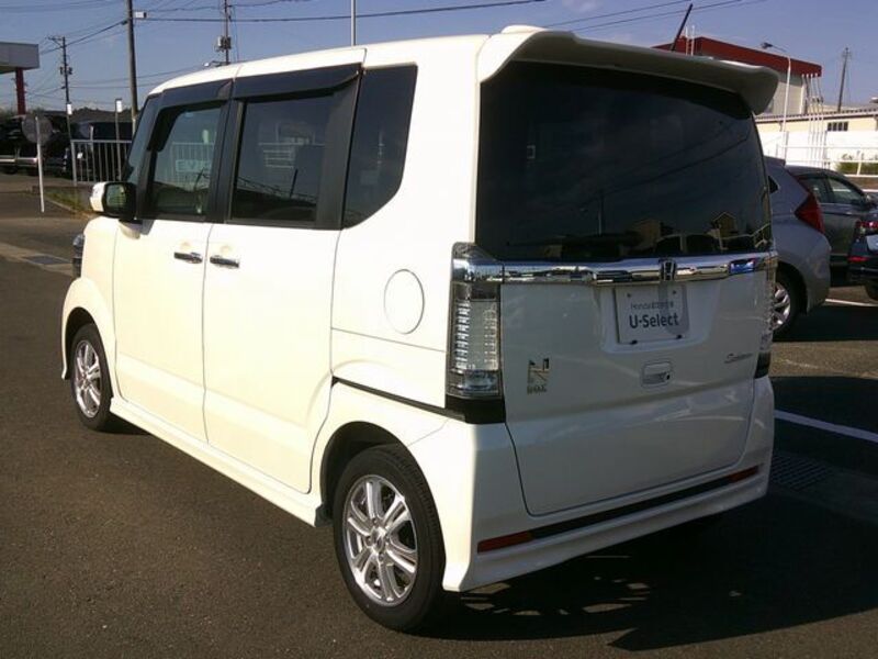 N BOX CUSTOM