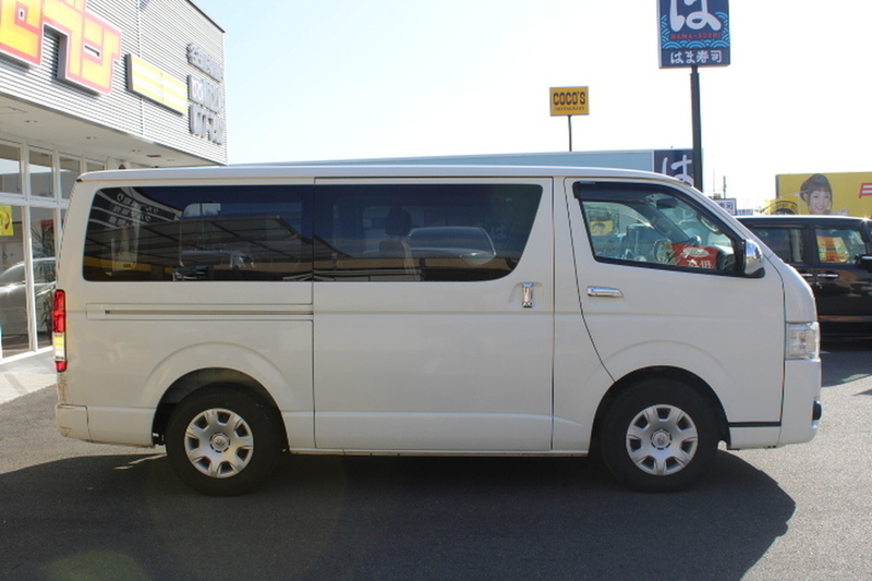 HIACE VAN-4