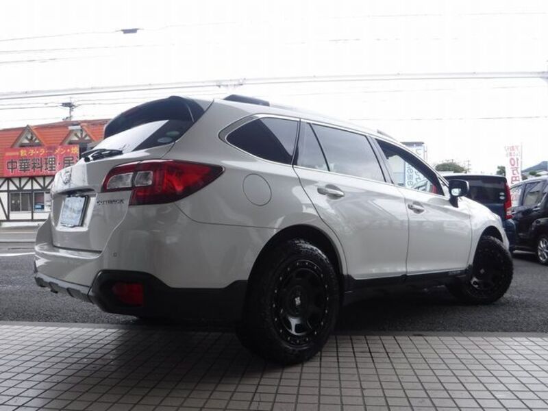 LEGACY OUTBACK