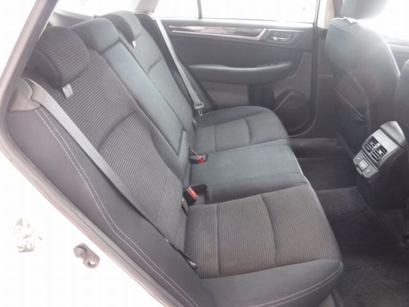 LEGACY OUTBACK