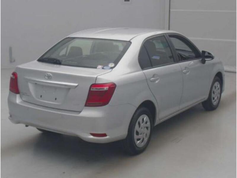 COROLLA AXIO