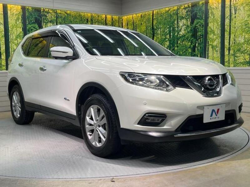 X-TRAIL