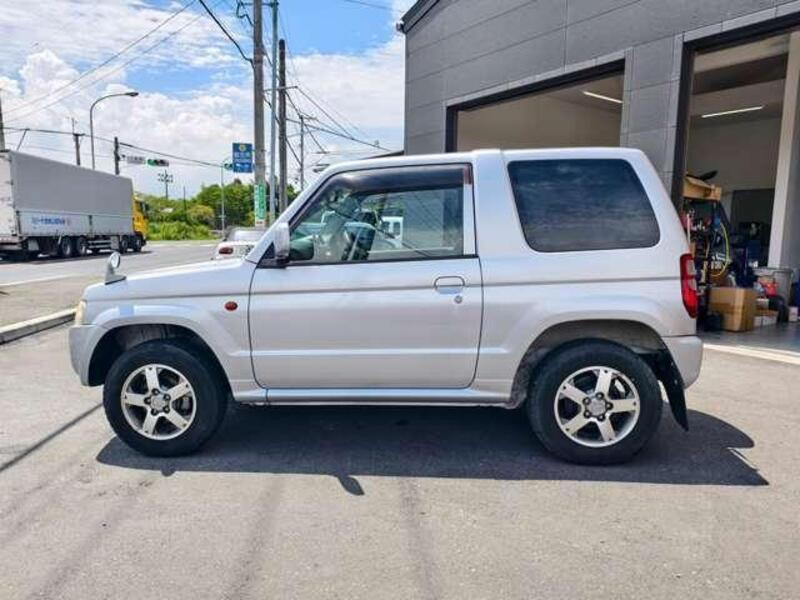 PAJERO MINI
