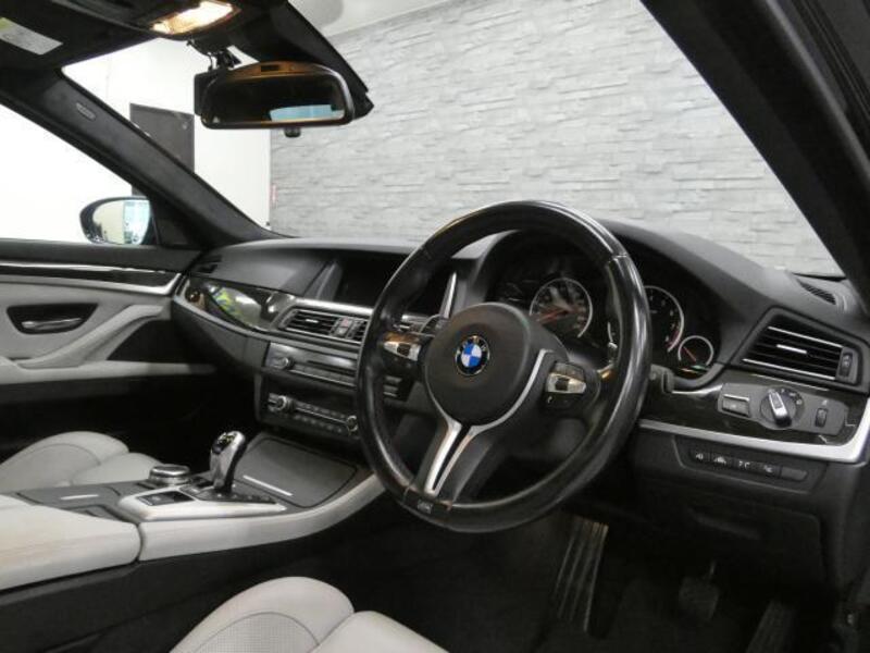 M5