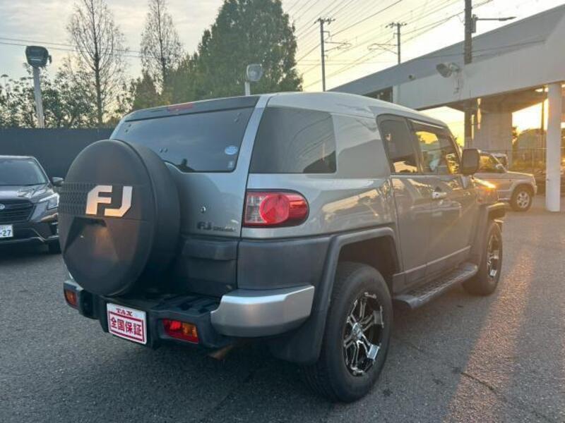 FJ CRUISER