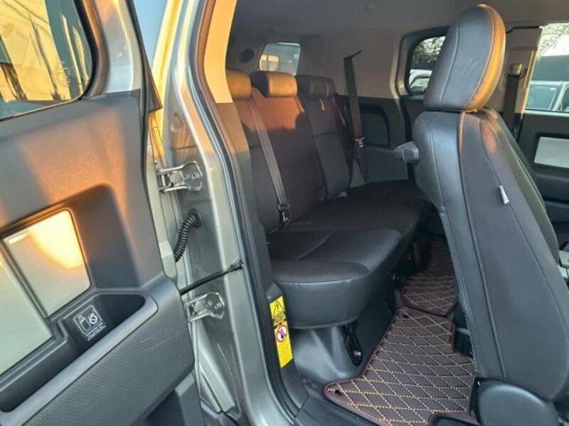 FJ CRUISER