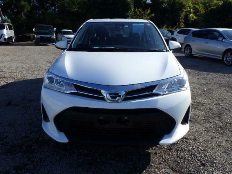 COROLLA AXIO