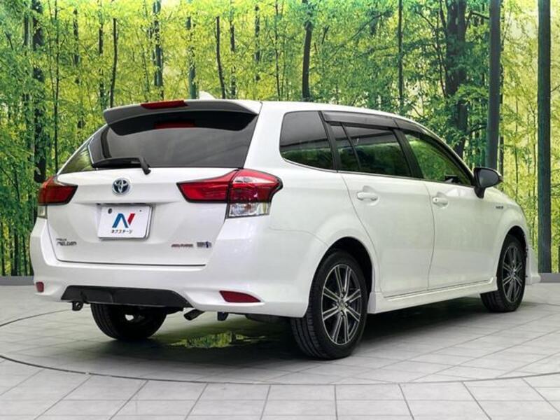 COROLLA FIELDER