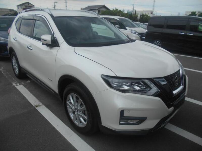 NISSAN X-TRAIL