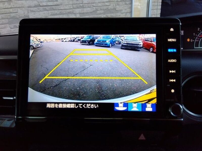 N BOX