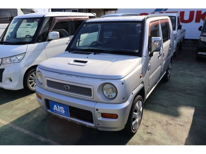 DAIHATSU NAKED