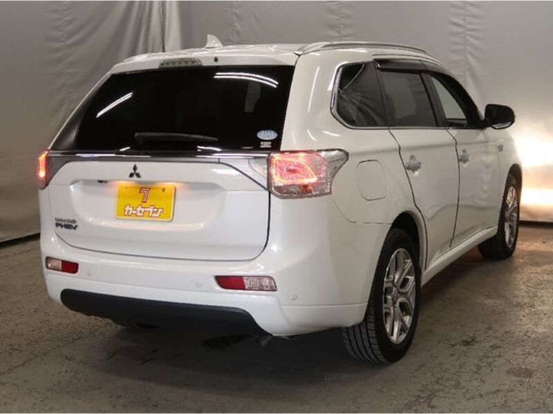 OUTLANDER PHEV