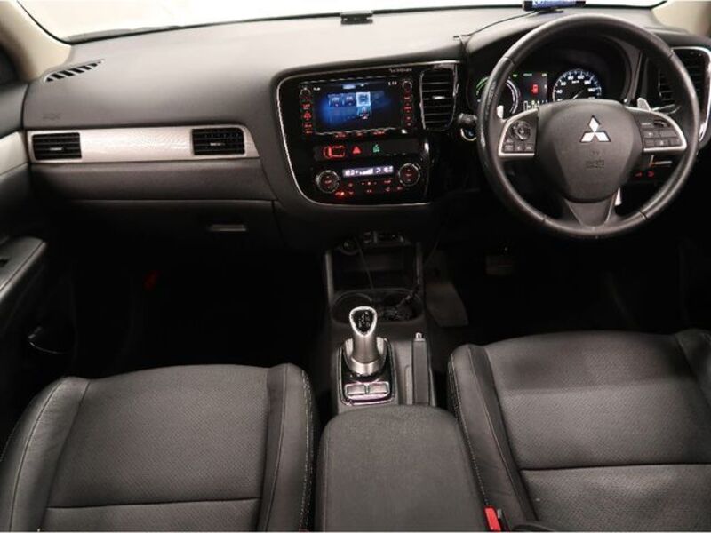 OUTLANDER PHEV