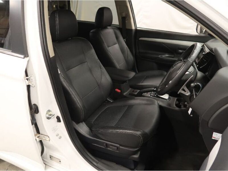OUTLANDER PHEV