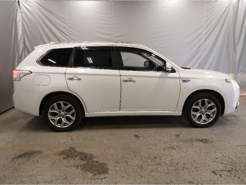 OUTLANDER PHEV