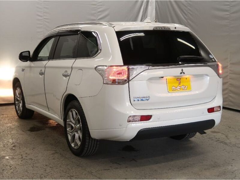 OUTLANDER PHEV