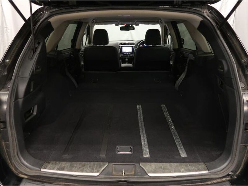 LEGACY OUTBACK