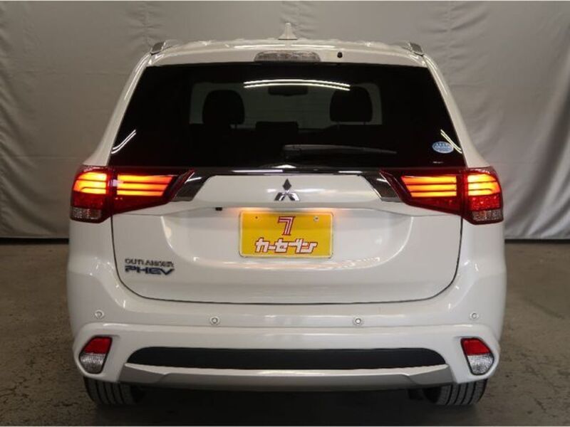 OUTLANDER PHEV