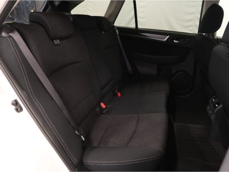 LEGACY OUTBACK