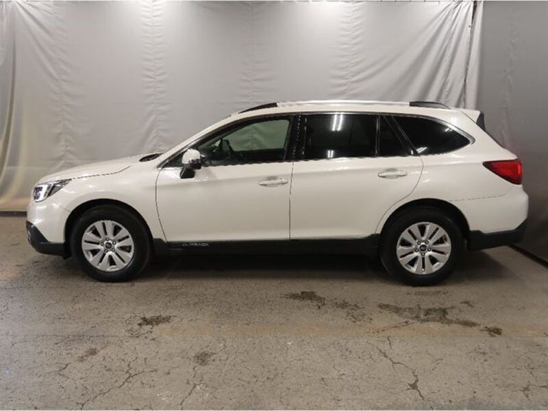 LEGACY OUTBACK