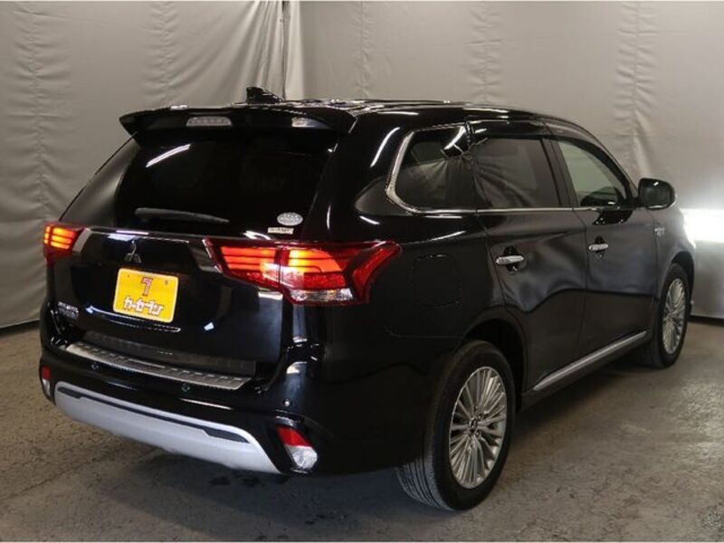 OUTLANDER PHEV