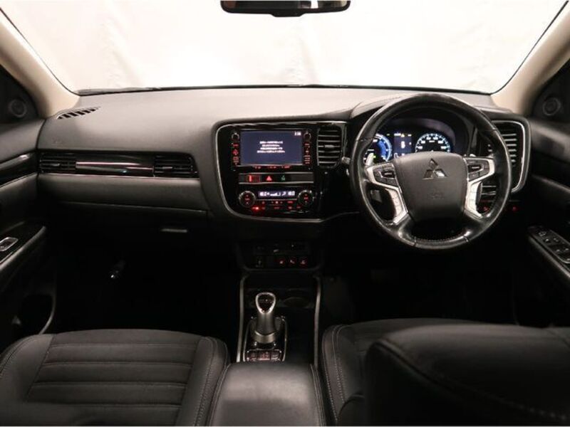 OUTLANDER PHEV