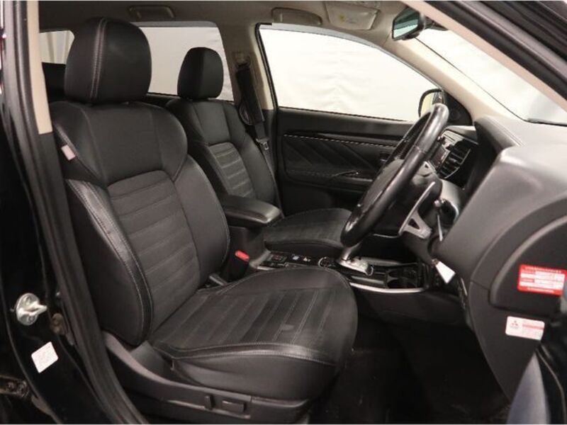 OUTLANDER PHEV