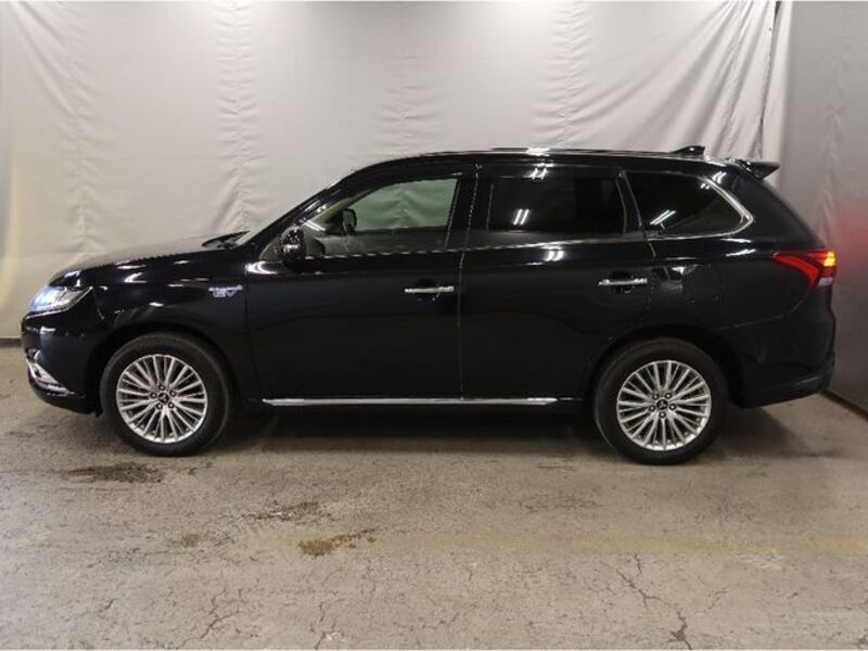 OUTLANDER PHEV