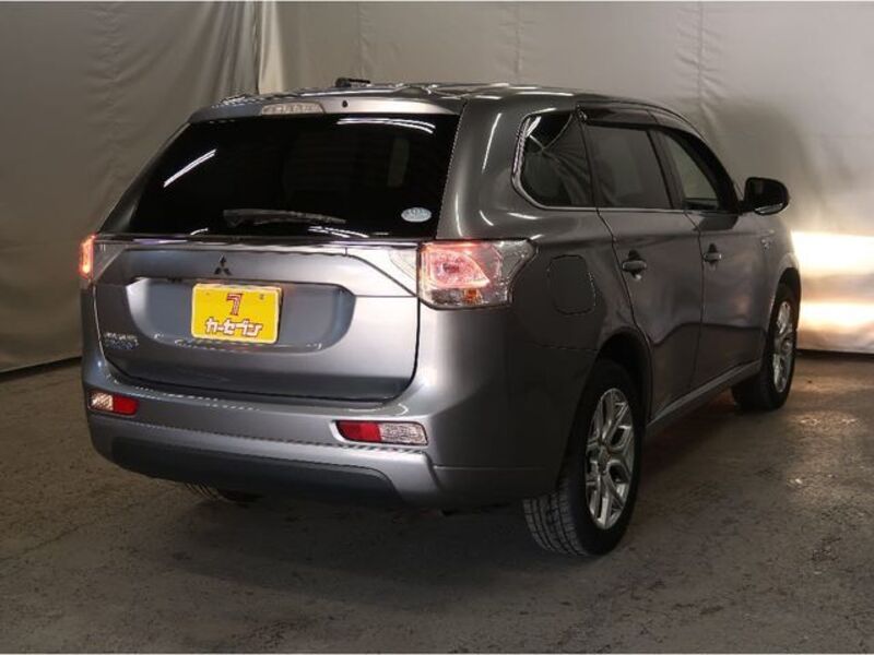 OUTLANDER PHEV